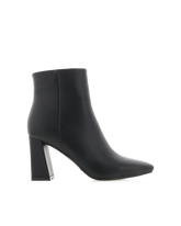 INDEERA - BLACK