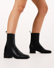LEYTON - BLACK