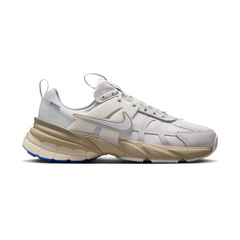 Nike Women's V2K Run GORE-TEX Running Shoes – Light Bone FZ2622-002