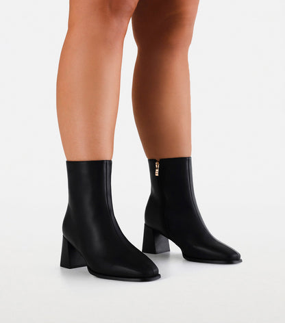 ALANIA CURVE - BLACK