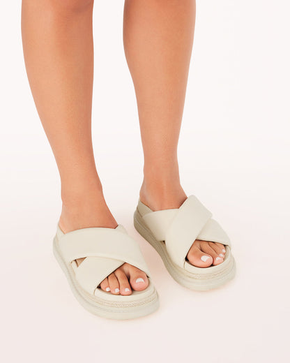 ARABEL WIDE FIT - BONE