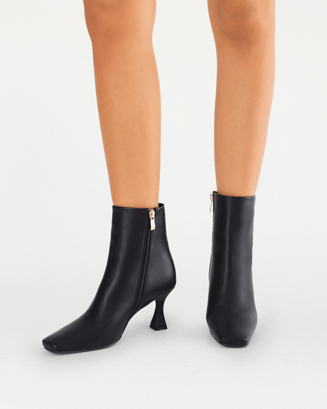 CARSEN - BLACK