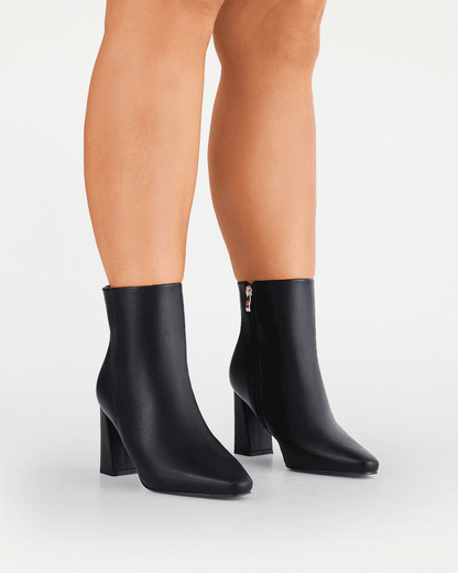 INDEERA CURVE - BLACK