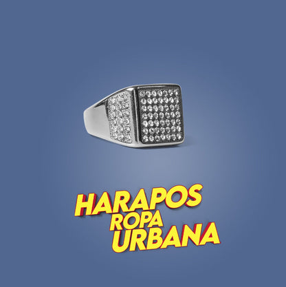 Anillo de acero plateado con diamantes cuadrado