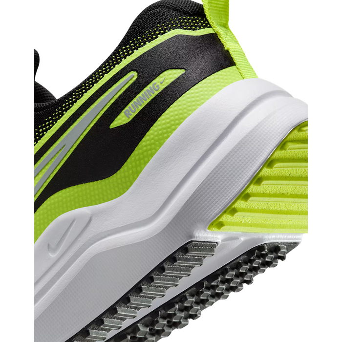 Nike Big Kids’ Cosmic Runner Road Running Shoes –  HM4402-005