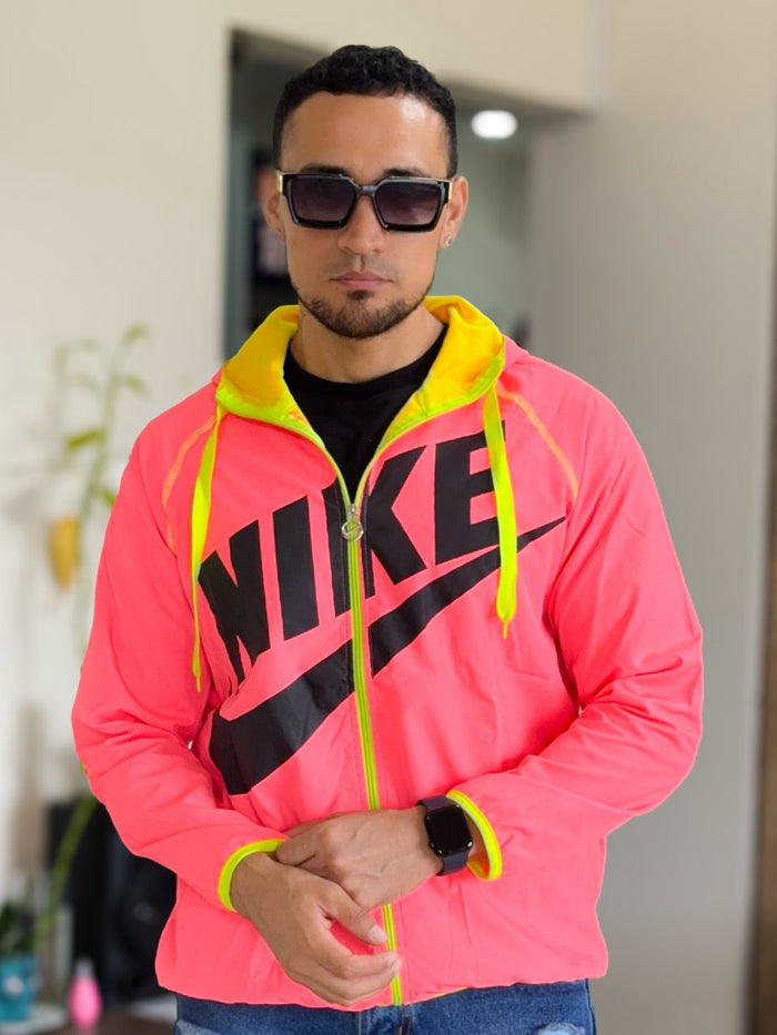 Chaqueta rompevientos nike rosa neon (liquidacion)