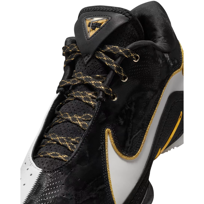 Nike Men's LeBron 22 Basketball Shoes – HV8454-100