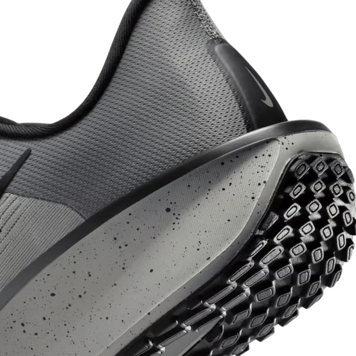 Nike Men’s Quest 6 Road Running Shoes – IB4002-014