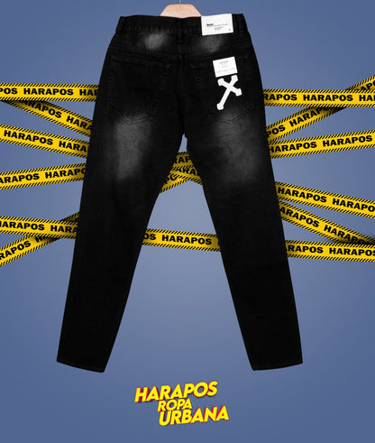 Pantalon Bershka demin jean negro con esqueletos