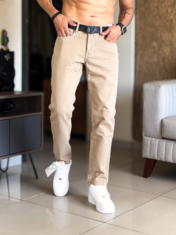 Pantalon jean essentials demin crema claro clasico