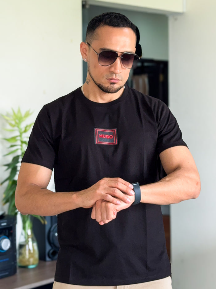 Polera Premium HUGO BOSS logo peque, color Negro
