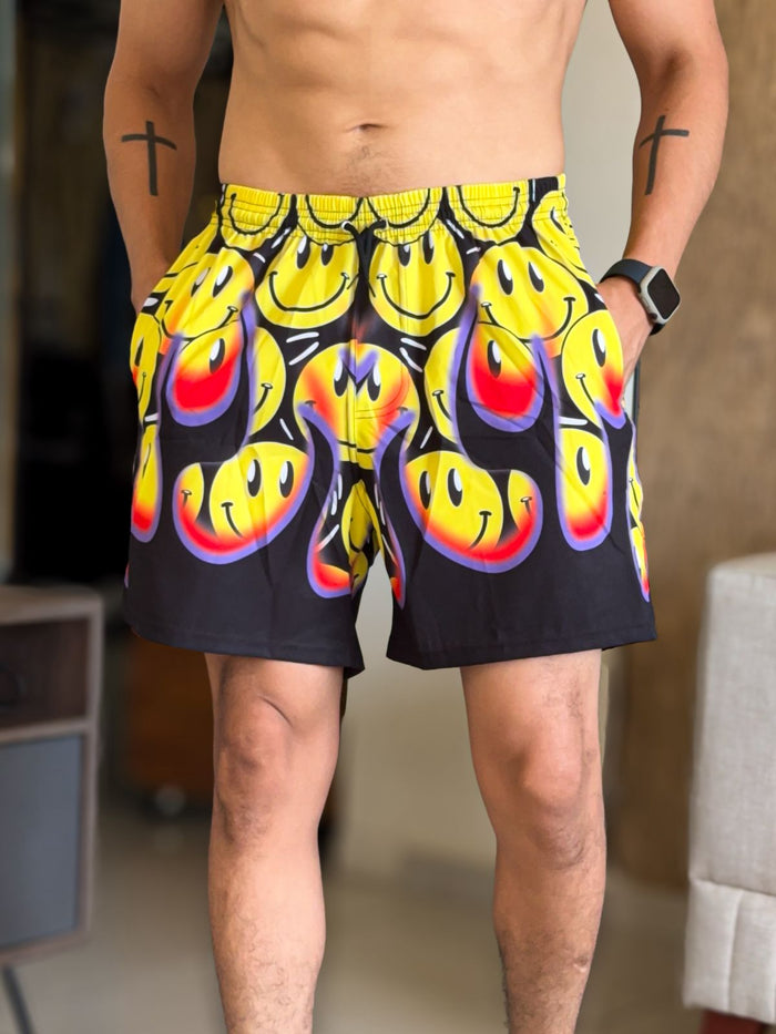 Short drew negro con caritas amarillas