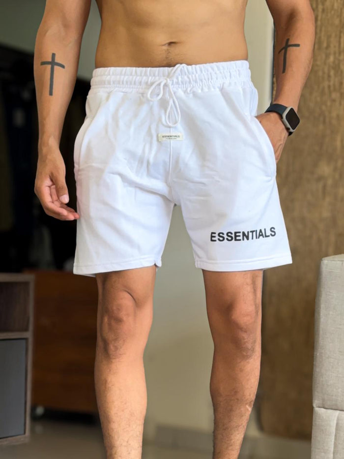 Short Essentials blanco detalle adelante