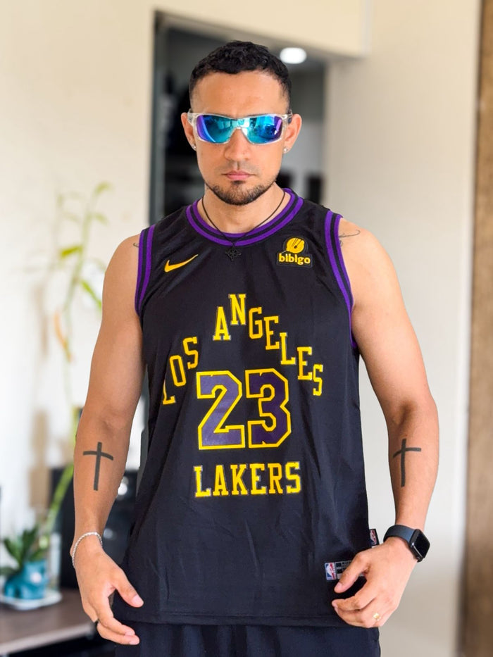 Solera Edicion especial Lakers Los Angeles 23 James Negra PREMIUM onplay