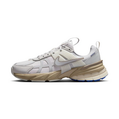 Nike Women's V2K Run GORE-TEX Running Shoes – Light Bone FZ2622-002